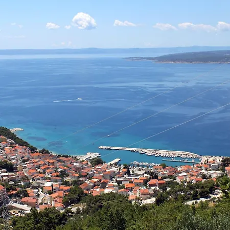 2756e * Baška Voda